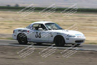 media/Jun-01-2024-CalClub SCCA (Sat) [[0aa0dc4a91]]/Group 3/Race/